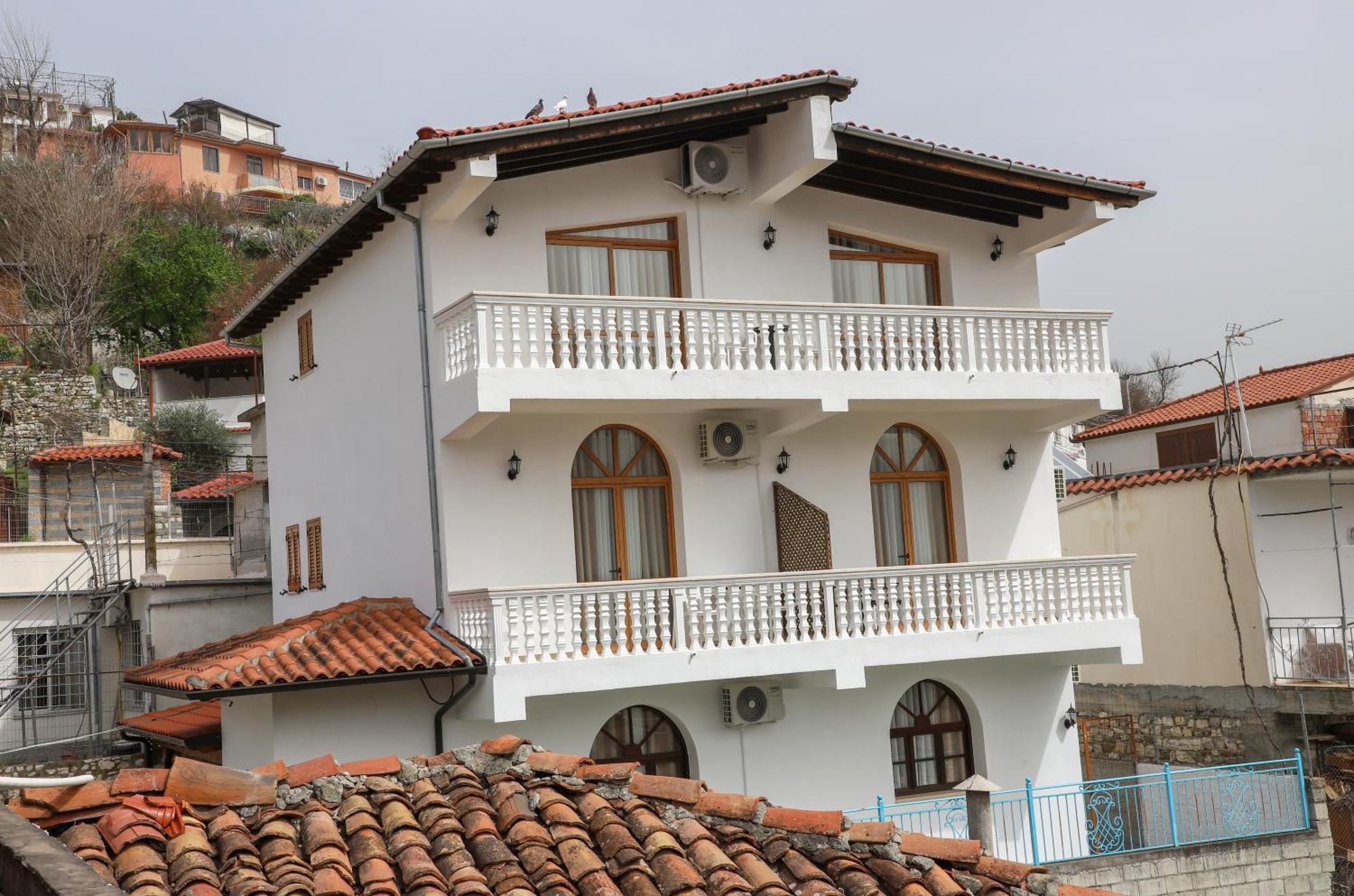 Vila Malasi Берат Экстерьер фото